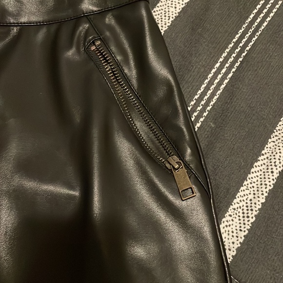 Banana Republic Faux Leather Skirt - Picture 2 of 4